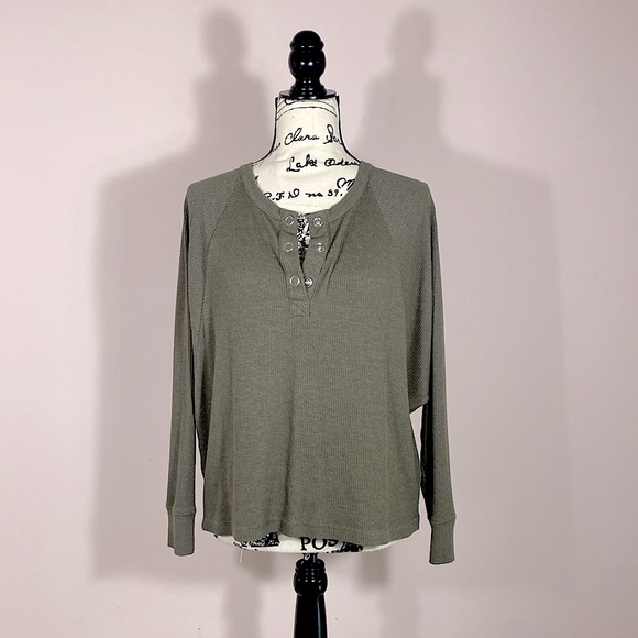 Anthropologie Tops - Anthropologie x CHASER Ribbed Hanley Top Olive Green S